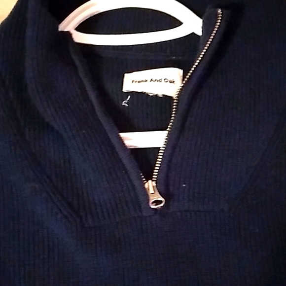 Navy blue men's sweater - Picture 2 of 2